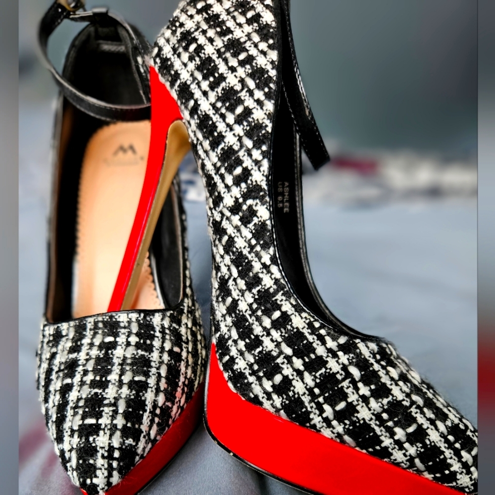 Sexy platform heels size 9.5